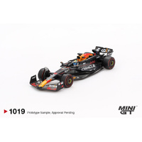 Mini GT 1/64 Oracle Red Bull Racing RB20 #11 Sergio Pérez 2024 F1 2024 Bahrain GP 2nd Place Diecast Model Car