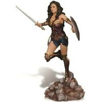 Moebius 1015 1/8 Wonder Woman - BvS Resin Plastic Model Kit