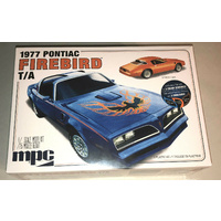 MPC 916M 1/25 1977 Pontiac Firebird T/A 2T Plastic Model Kit