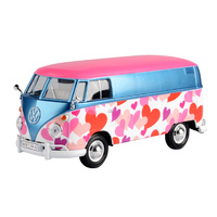 Motormax 1/24 Love VW Type 2 Delivery Van Diecast Car