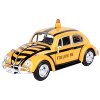 Motormax 1/24 1966 VW Classic Beetle Airport Follow Me Service