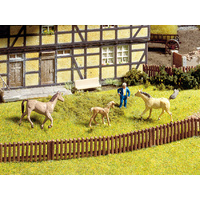 Noch HO Garden Fence, 18 pieces, 1.3?cm highin total approx. 97?cm long N13080