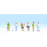 Noch HO Pedestrians 6 figures N15480