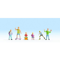 Noch HO Children Playing Six Pieces