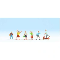 Noch N Children 6 figures 1 scooter