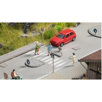 Noch HO Road Decoration Set