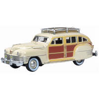 Oxford 1/87 Chrysler T & C Woody Wagon 1942 Catalina Tan Diecast Model