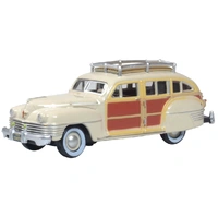 Oxford 1/87 Chrysler T & C Woody Wagon 1942 Catalina Tan Diecast Model