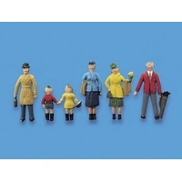 Peco OO Modelscene Passengers, Standing, Set B