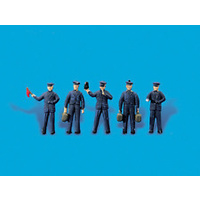 Peco OO Modelscene Station Staff