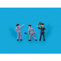 Peco OO Modelscene Loco Crew & Guard