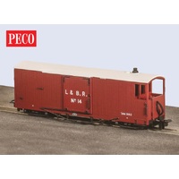 Peco OO-9 Lynton & Barnstaple 8 ton Bogie Goods Brake Van, Red, No.14, Open Veranda