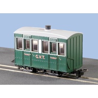 Peco OO-9 Gvt 4 Wheel Coach, Enclosed Sides