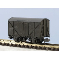 Peco N Standard Box Van Wagon