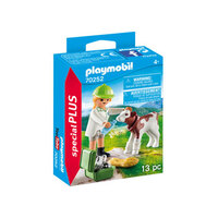 Playmobil - Vet with Calf