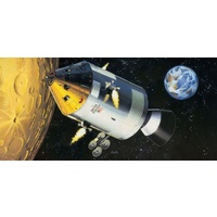 Revell 1/32 Spacecraft with Interior - 03703 Plastic Model Kit