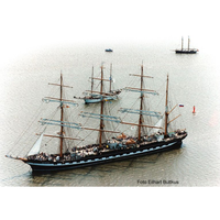 Revell 1/200 Russian Barque Kruzenshtern - 05159 Plastic Model Kit