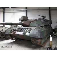 Revell 1/35 Leopard 1 A1A1-A1A4 Gift Set Plastic Model Kit