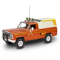 Revell 1/24 Jeep J-10 Pickup with Camper Plastic Model Kit