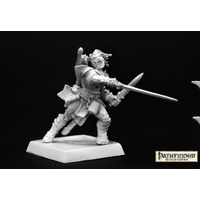 Reaper: Pathfinder Miniatures: Valeros, Fighter (metal) Unpainted Miniature