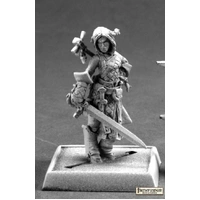 Reaper: Pathfinder Miniatures: Ameiko Kaijitsu (metal) Unpainted Miniature