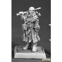 Reaper: Pathfinder Miniatures: Quinn, Iconic Investigator (metal) Unpainted Miniature