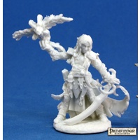 Reaper: Bones (Pathfinder): Seltyiel, Iconic Magus Unpainted Miniature