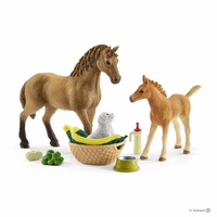 Schleich - Horse Club Sarah’s baby animal care