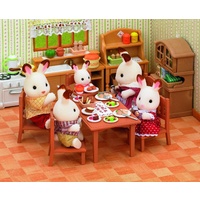 Sylvanian Families: Family Table & Chairs SF4506