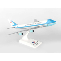 Sky Marks 1/250 B747-200 Air Force One Plastic Model