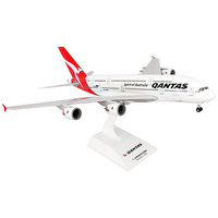 Sky Marks 1/200 QANTAS A380 (New Livery) Plastic Model