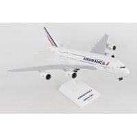 Sky Marks 1/200 Air France A380 w/Gear Plastic Model Aircraft