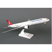 Sky Marks 1/200 Turkish B777-300ER w/Gear Plastic Model Aircraft