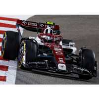 Spark 1/18 Alfa Romeo F1 Team ORLEN C42 No.24 - 10th Bahrain GP 2022 - Zhou GuanYu Resin Car