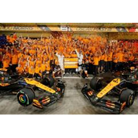Spark 1/64 McLaren MCL38 No.4 & No.81 Constructor Champion F1 2024 - Lando Norris  & Oscar Piastri Resin Model Car