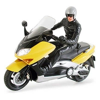 Tamiya 1/24 Tmax with Rider Figure 24256