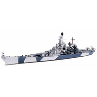 Tamiya 1/700 US Iowa Battleship 31616