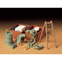 Tamiya 1/35 German Tank Maintenance Crew 35180