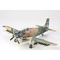 Tamiya 1/48 A-1J Skyraider US Air Force 61073