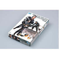 Trumpeter 1/35 Soviet Tank Crew Ammo Supplied Team 00411 Plastic Model Kit