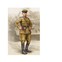 Trumpeter 1/16 WWII Soviet Officer Vol.2 Plastic Model Kit 00704