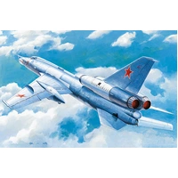 Trumpeter 1/72 Soviet Tu-22K Blinder-B Bomber Plastic Model Kit 01695