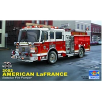 Trumpeter 1/25 LaFrance Eagle Fire Pumper2002 Plastic Model Kit [02506]