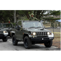 Trumpeter 1/35 Japanese Type 73 Jeep (New Type) 05520 Plastic Model Kit