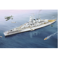 Trumpeter 1/700 Italian Navy RN Vittirio Veneto 1940 05779 Plastic Model Kit