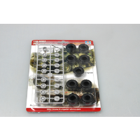 Trumpeter 1/35 LAV-2seriers 8X8 tyres (325/85 R16 XML)
