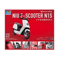 Trumpeter 1/12 NIU E-SCOOTER N1S - pre-painted 07305 Plastic Model Kit