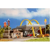 Walthers HO McDonald's Restaurant w/McCafe -- Kit - 10-5/8 x 7-1/8 x 3-7/8" 27 x 18 x 9.8cm