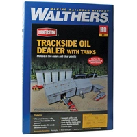 Walthers HO Cornerstone Trackside Oil Dealer with Storage Tanks Model Scenery Kit