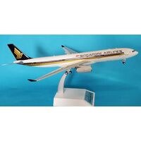 White Box 1/200 Singapore Airlines Airbus A330-300 9V-SSG